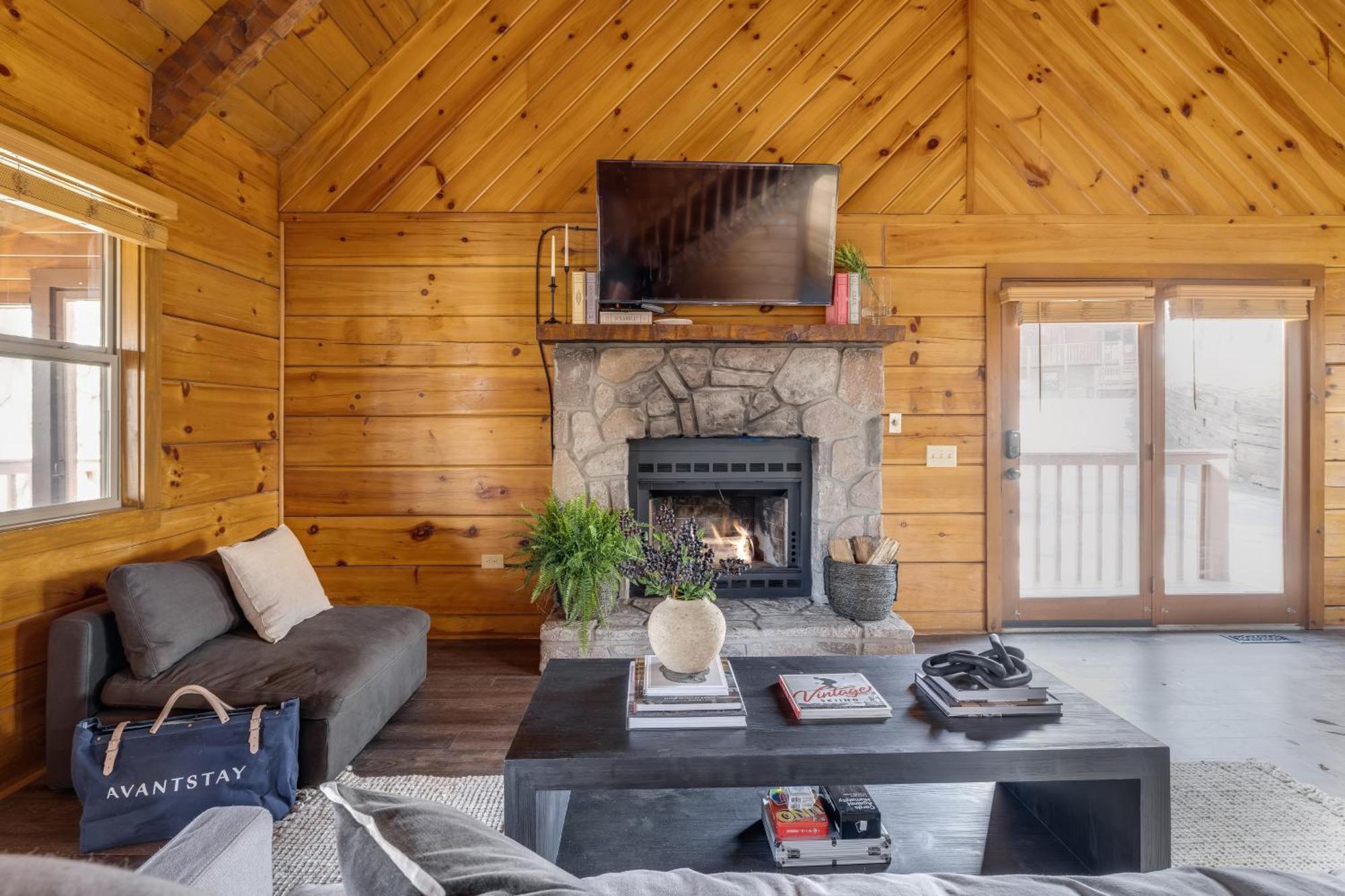 Dudley III By Avantstay Cosy Mountain Home W Hot Tub Great Views Pigeon Forge Exteriör bild